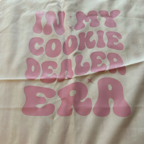 White Apron - in my cookie dealer Era- if your a parent you can relate to this! - Picture 2 of 5